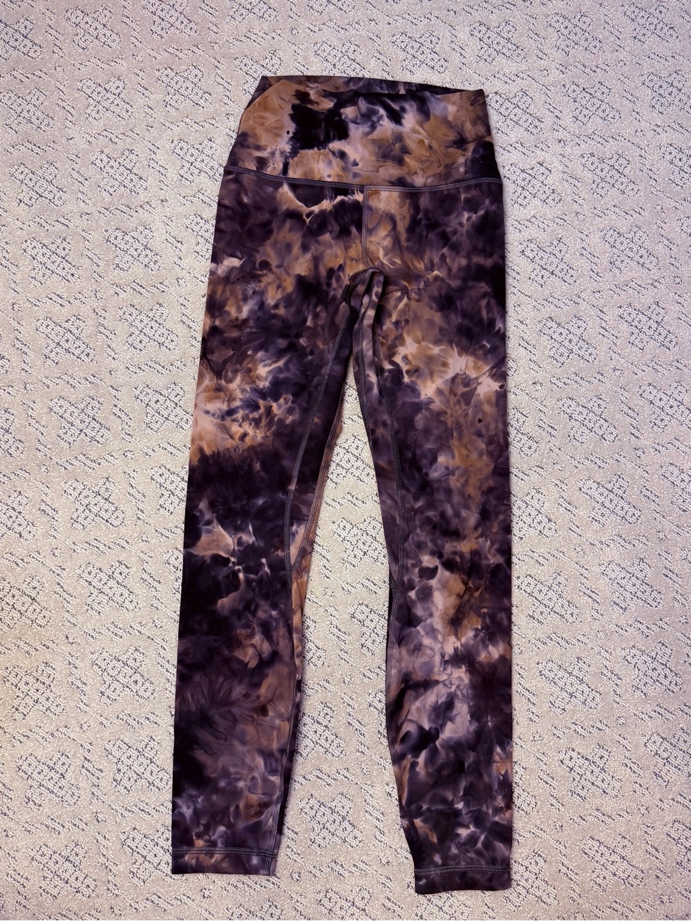 lululemon size 4 Align Diamond dye